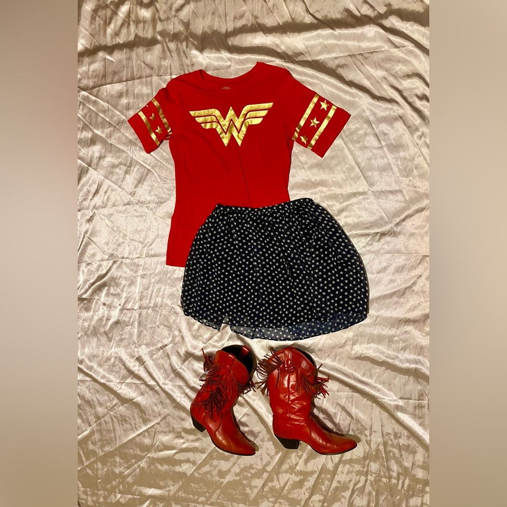 Complete Wonder Woman Costume Set - Quality Vintage Pieces!!